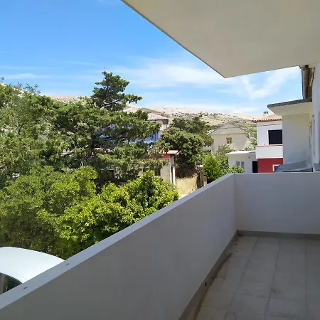Dragan Pag Apartment