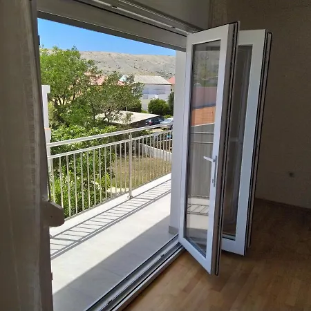 Dragan Pag Apartment