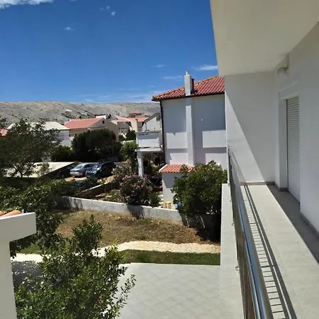 Apartment Dragan Pag *